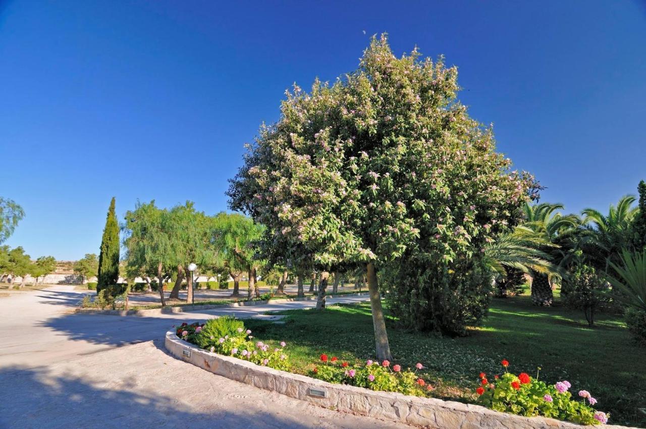 Tenuta Santa Lucia Hotel San Giovanni Rotondo Ngoại thất bức ảnh